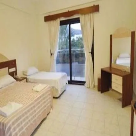 Maxsea Hotel